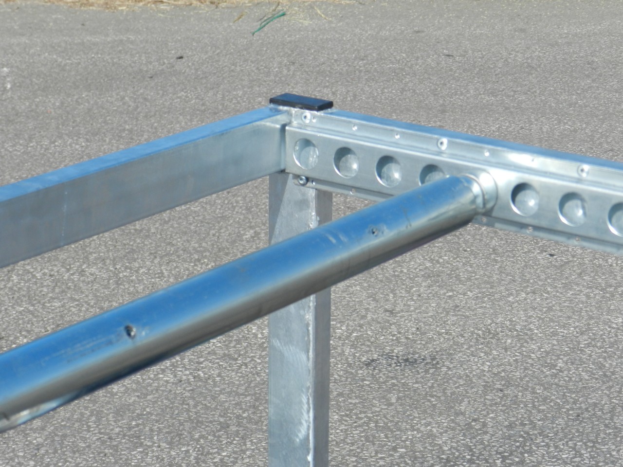 1100ltr Bin Trailers - Image 10