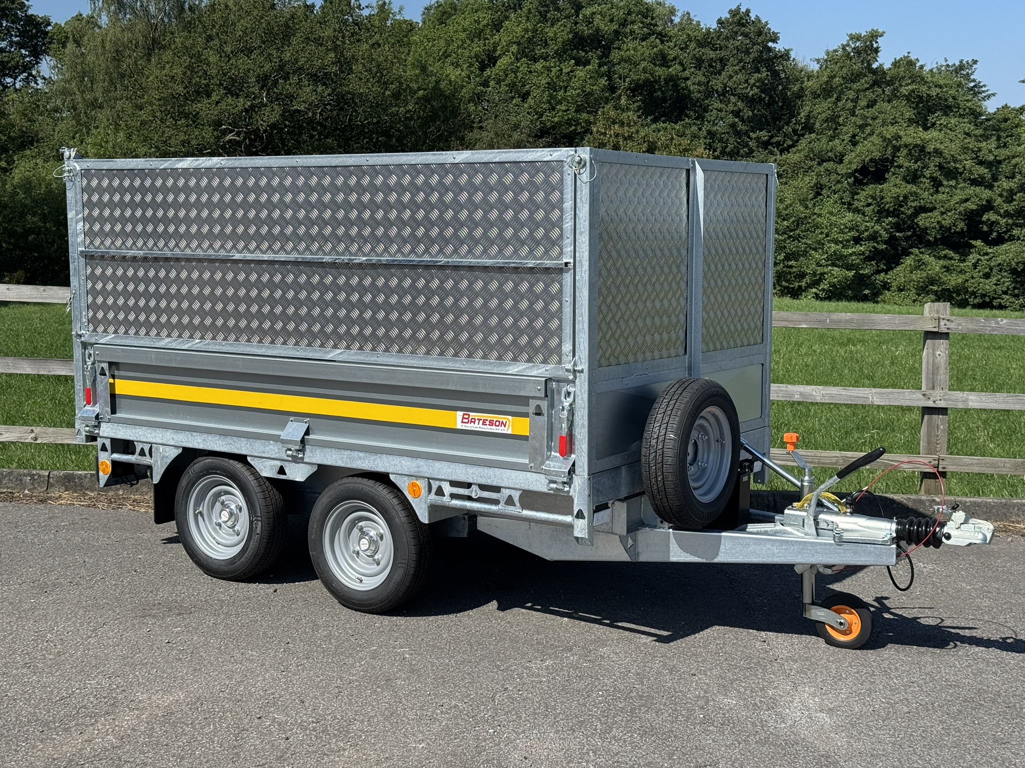 202H 8'x5' 2 Ton Hydraulic Tipping Trailer