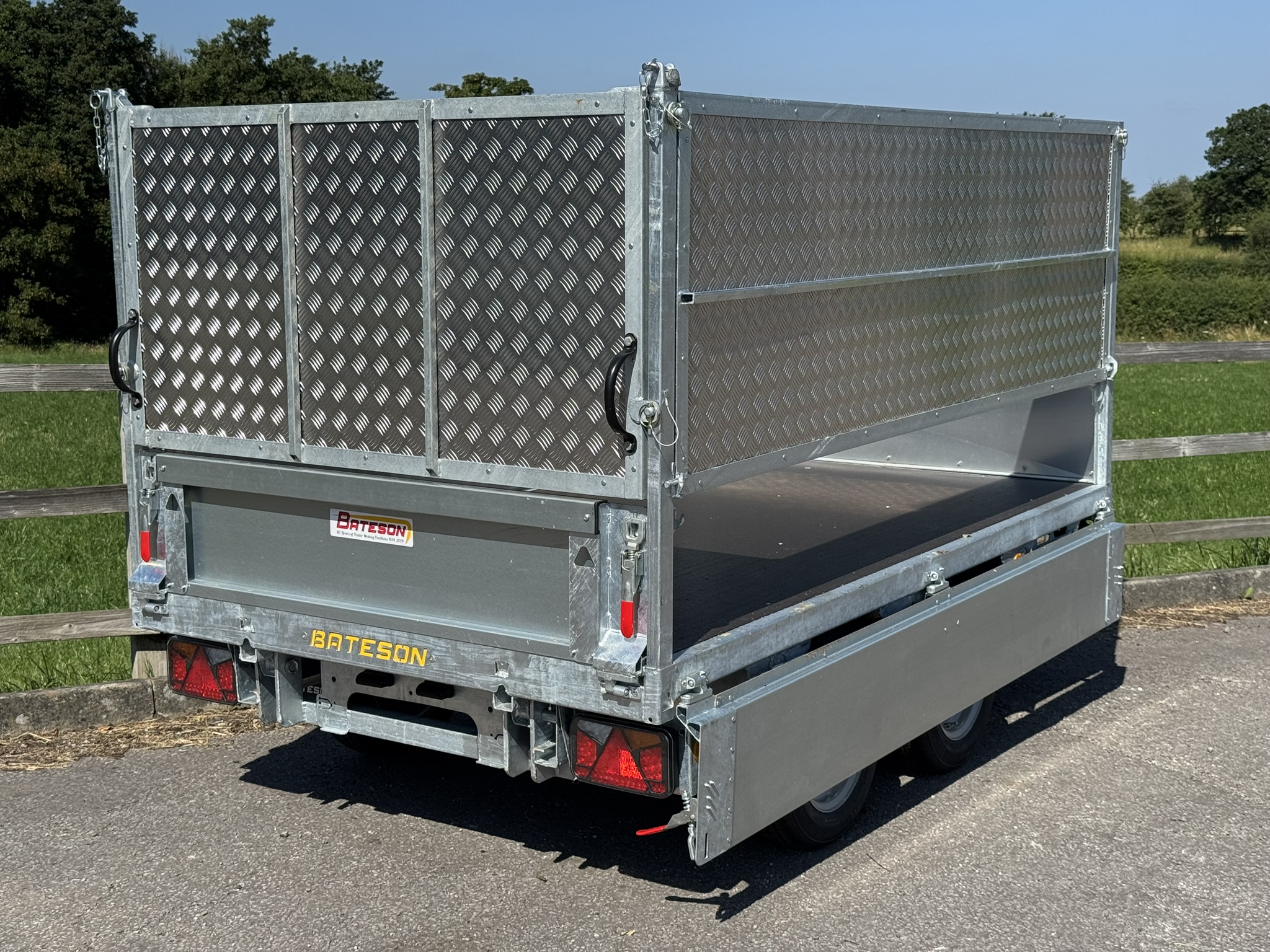 202H 8'x5' 2 Ton Hydraulic Tipping Trailer - Image 5