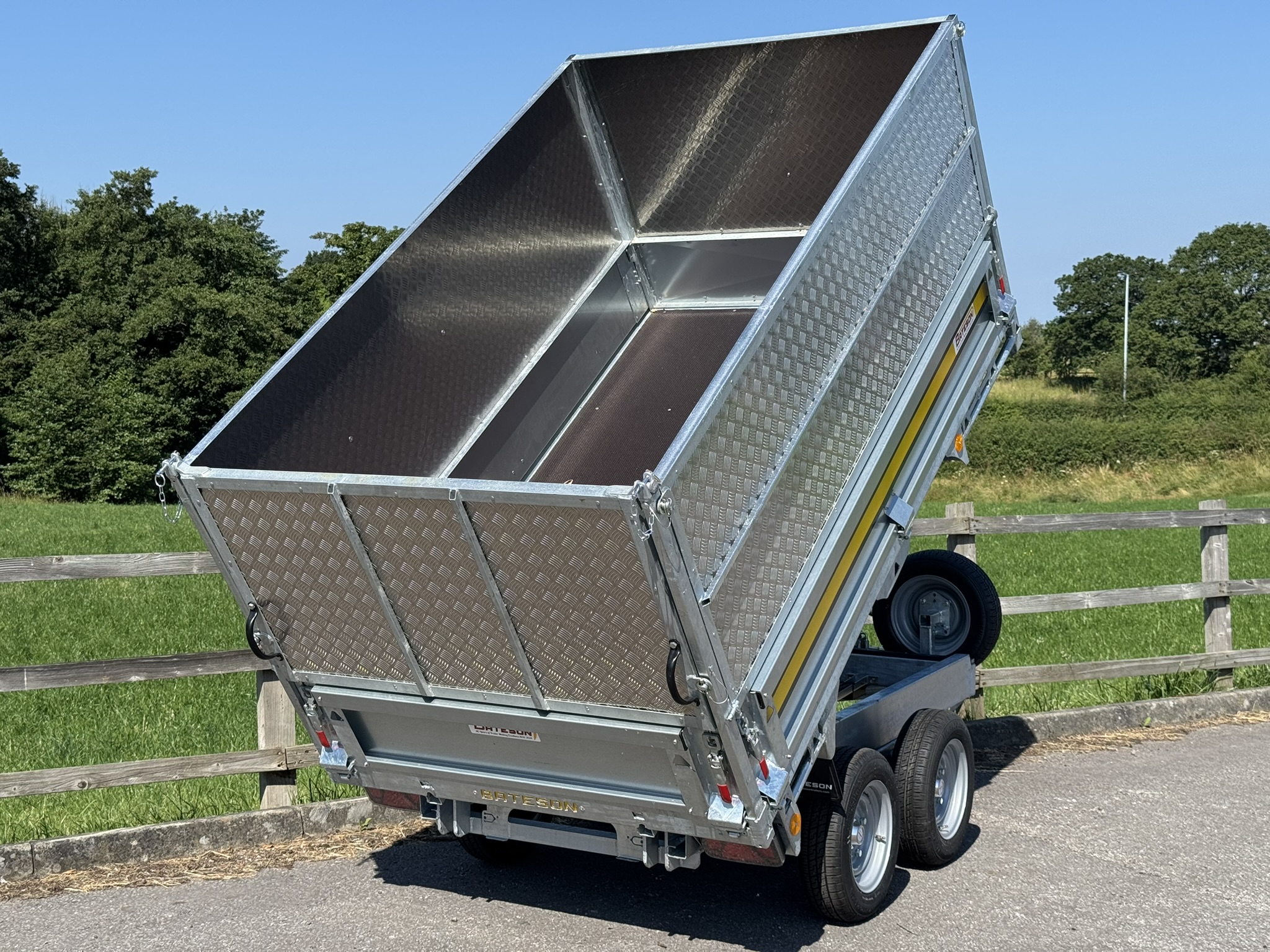 202H 8'x5' 2 Ton Hydraulic Tipping Trailer - Image 7