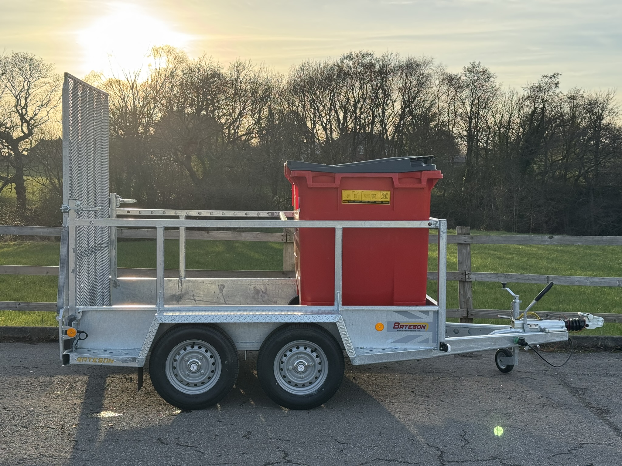 1100ltr Bin Trailers - Image 6