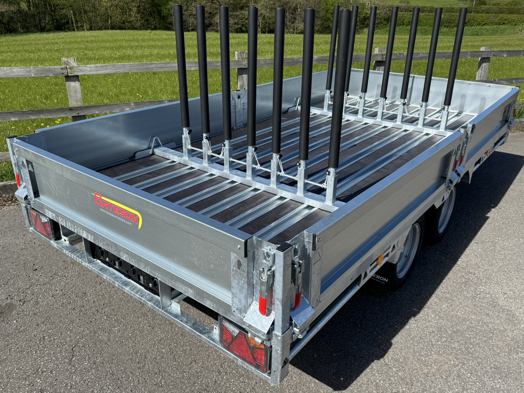 2036 Bike Trailer / Paddle boards and flatbed trailer - Image 5