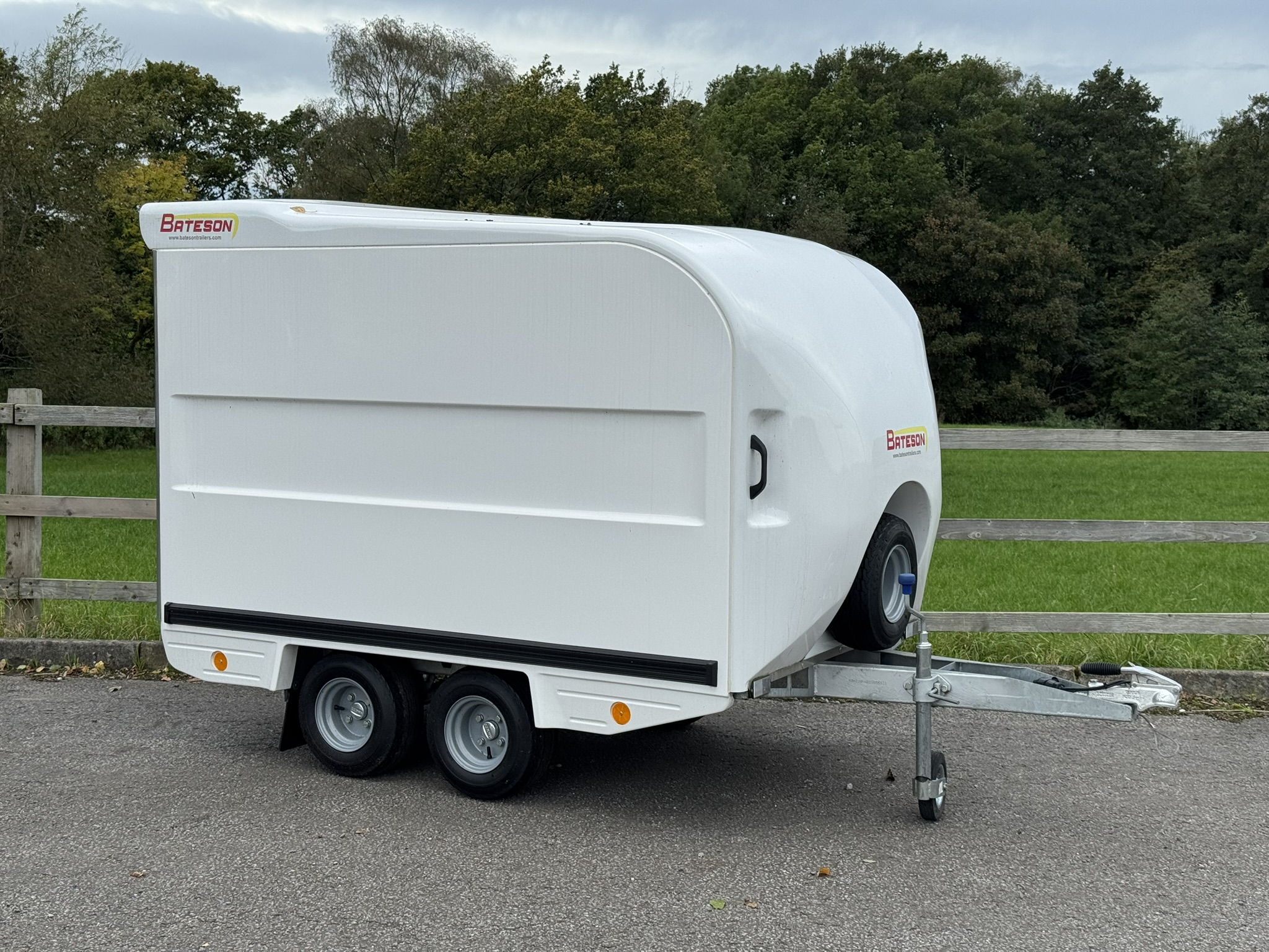 EX-DEMO 120V Van Trailer